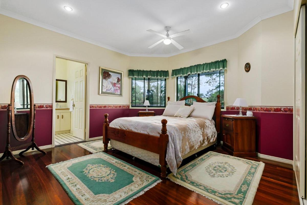 Queenslander on Madsen - Housity