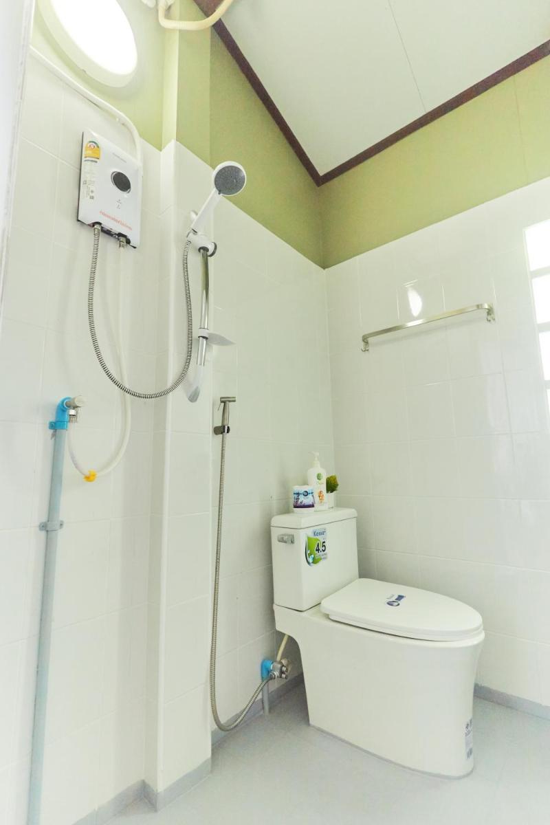 Chommuang Guest House - Housity