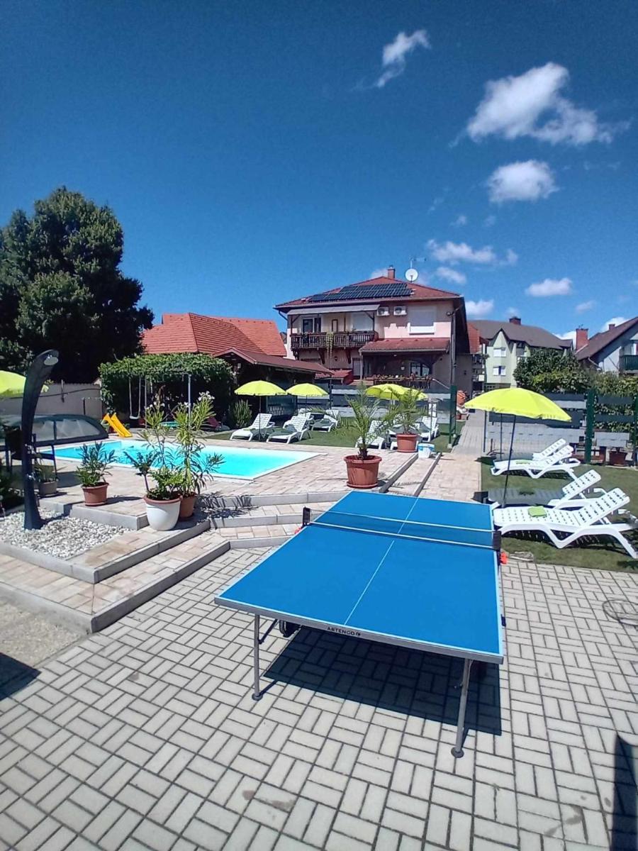 Ács Apartman - Housity
