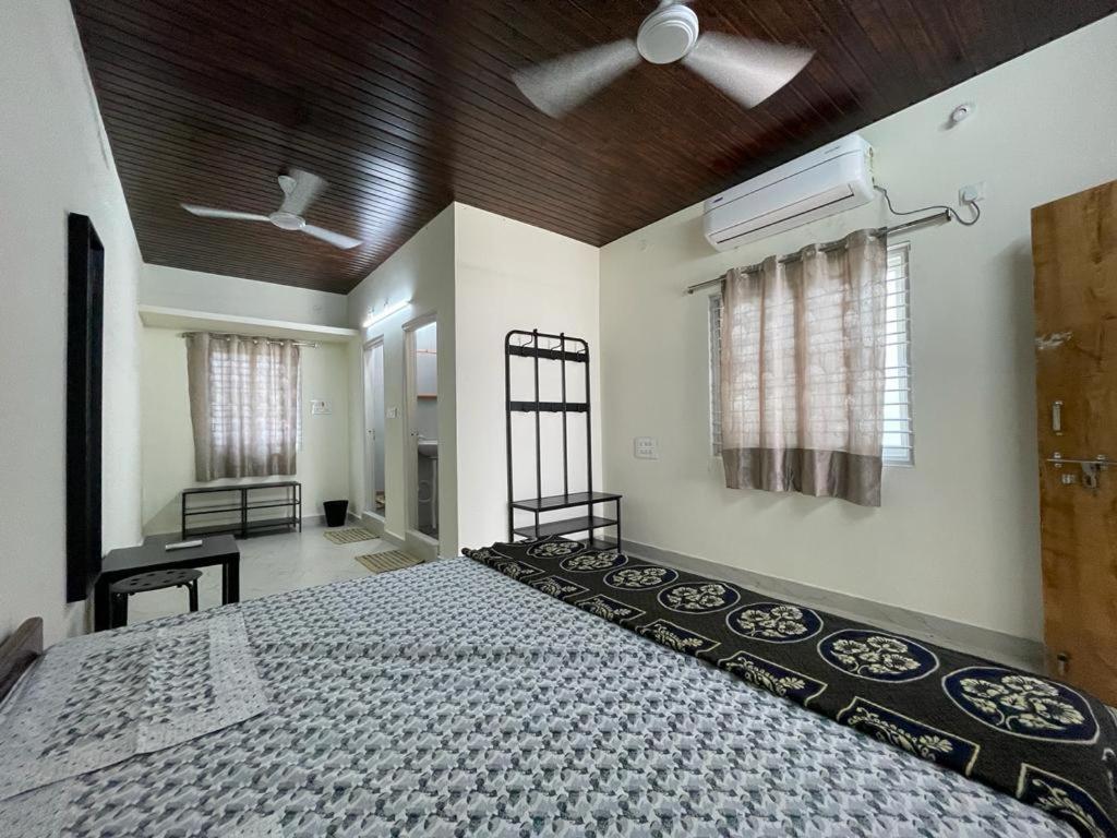 Somasila stay inn - Housity