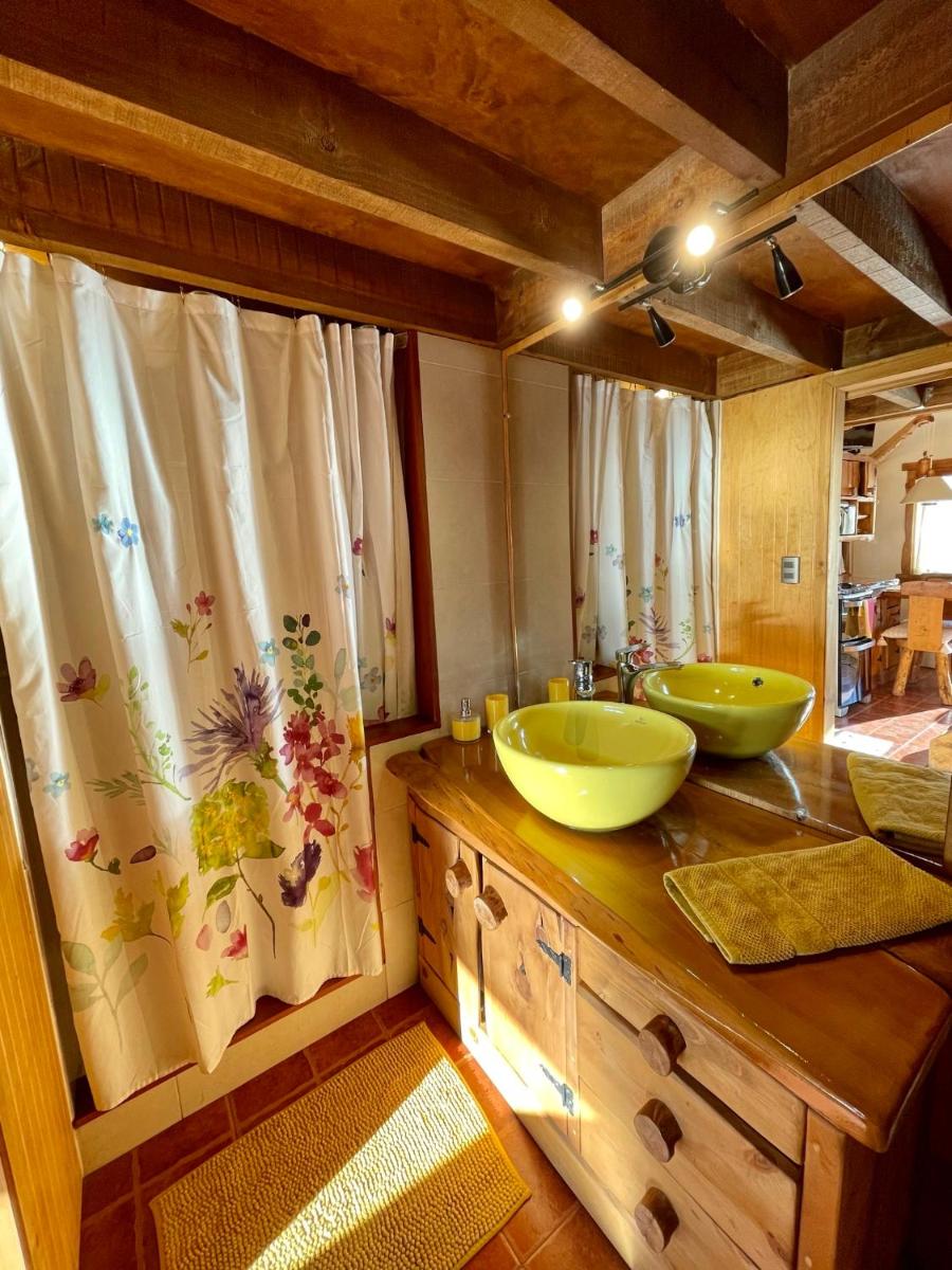 Cabañas Fischer SpA - Housity