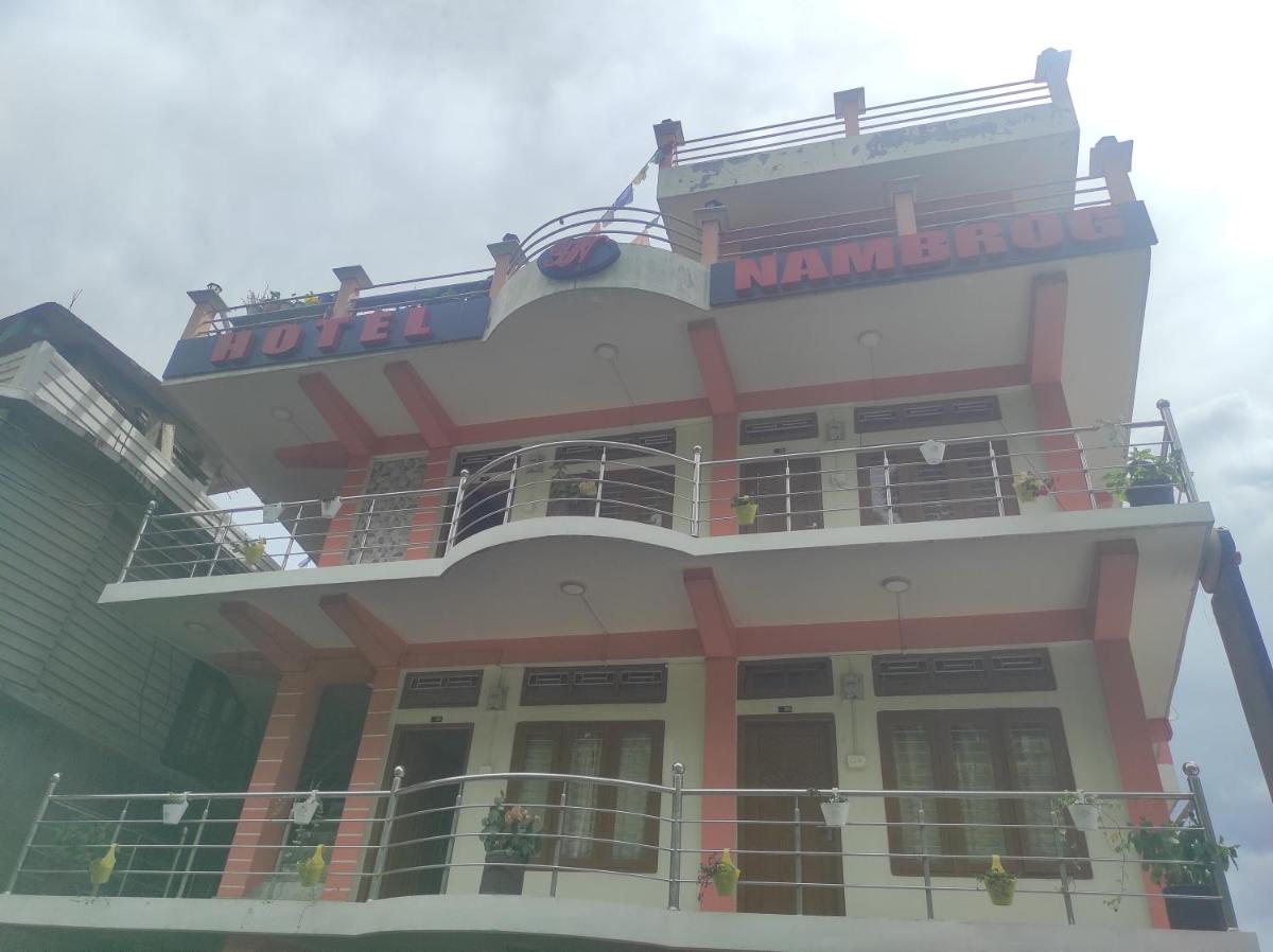 Hotel Nambrog - Housity