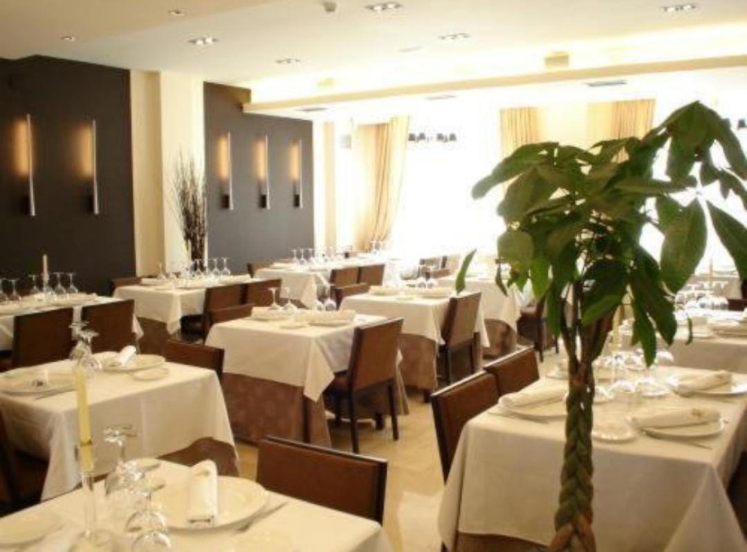 hotel asador versus - Housity