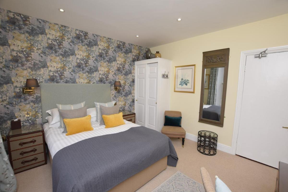 The Grasmere Hotel - Housity