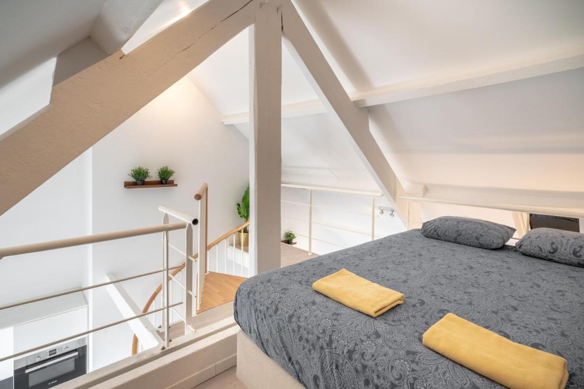 Suitetrails - The Fashion Street Apartments