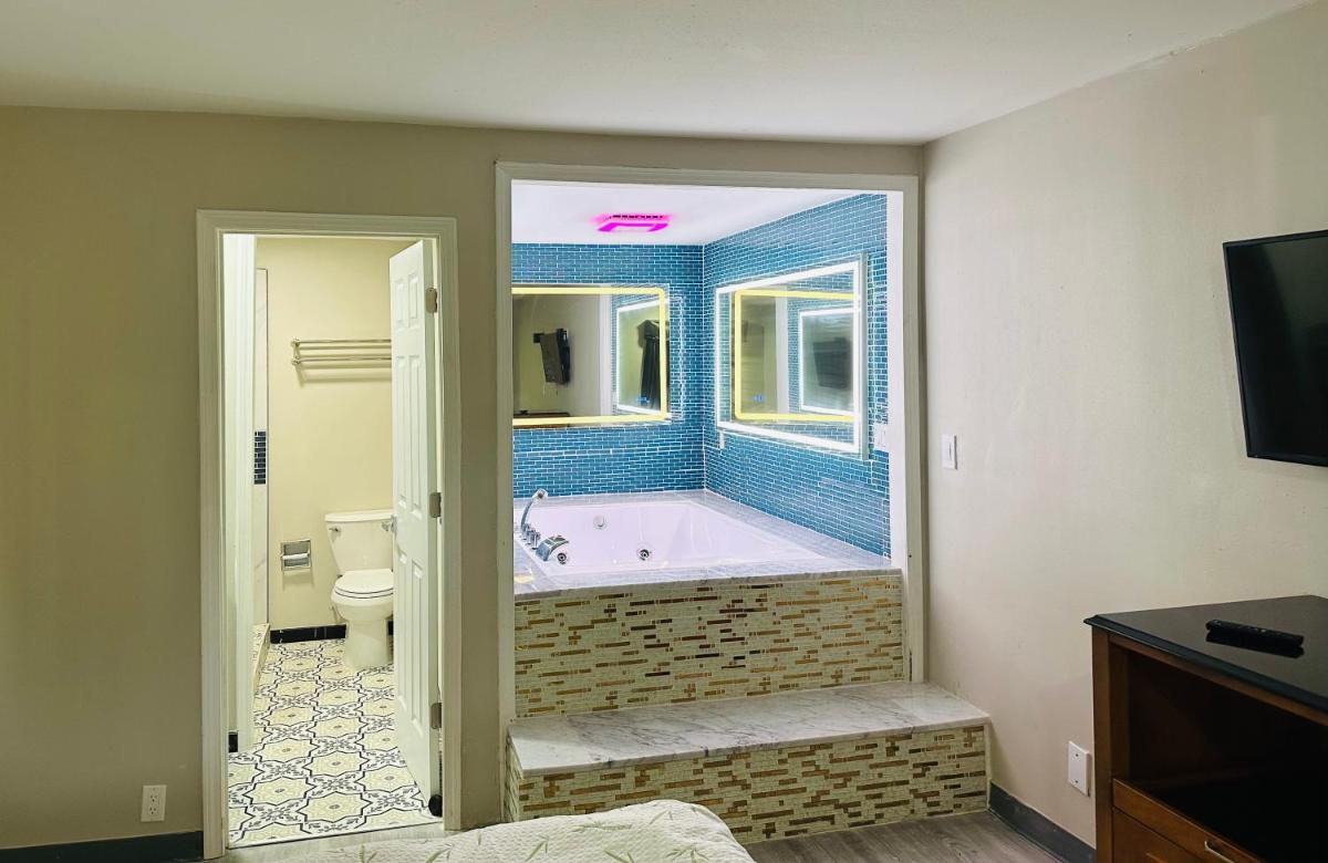 Econo Lodge Union City - Atlanta South - Housity