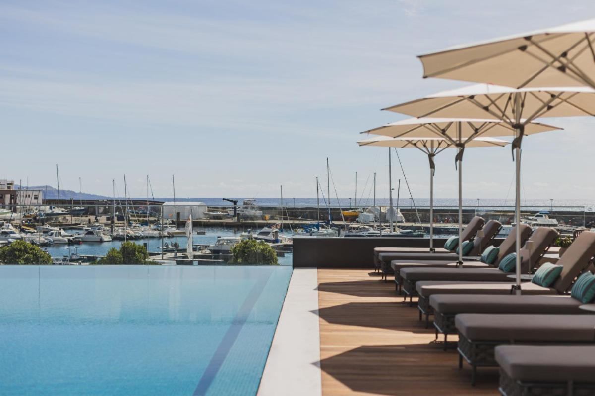 A piscina em ou perto de Hotel Marina Atlântico