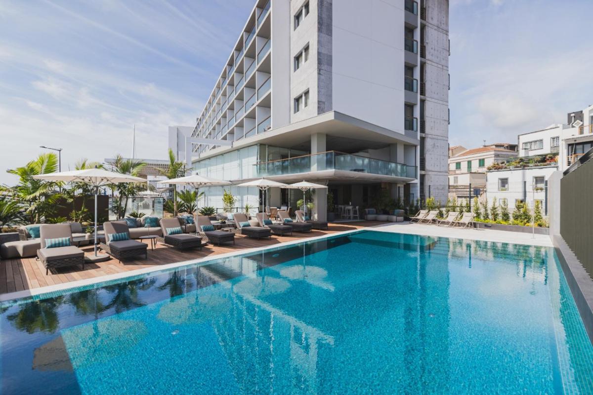 A piscina em ou perto de Hotel Marina Atlântico