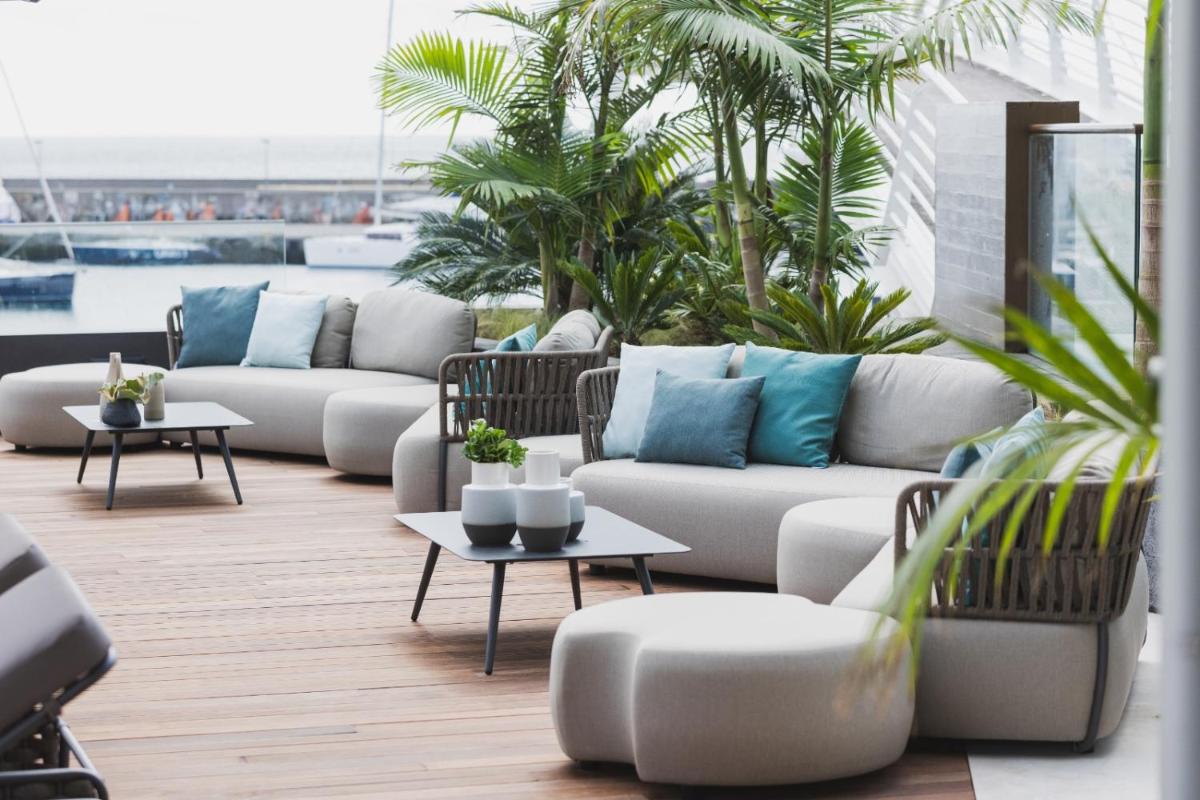 Uma área de estar em Hotel Marina Atlântico