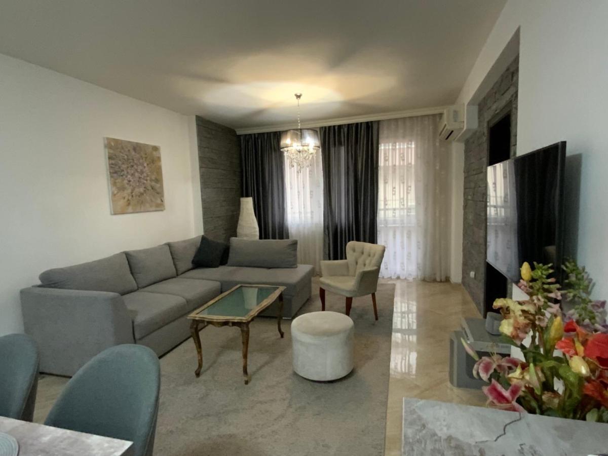 LILI50 - Housity