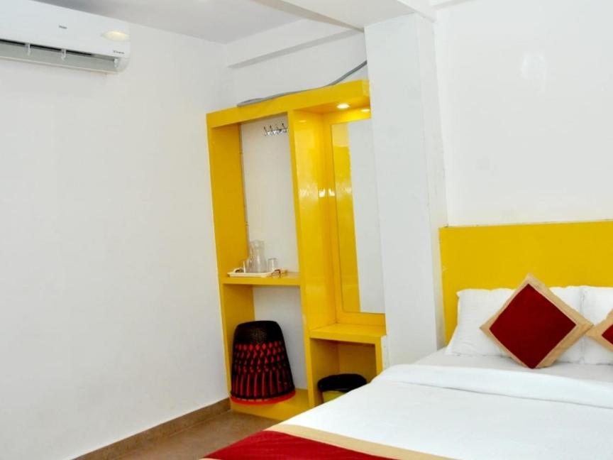 Citi clock inn - Housity