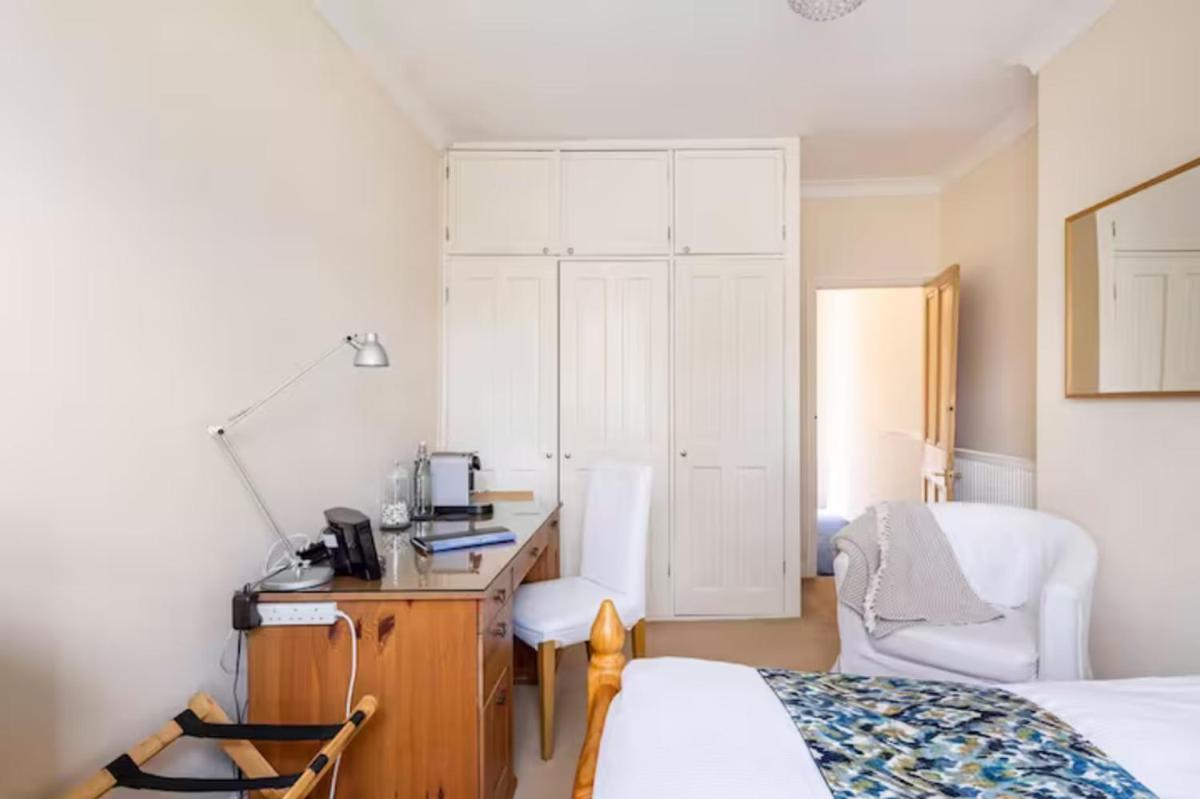 Room with Private Bath in Pontcanna - Housity