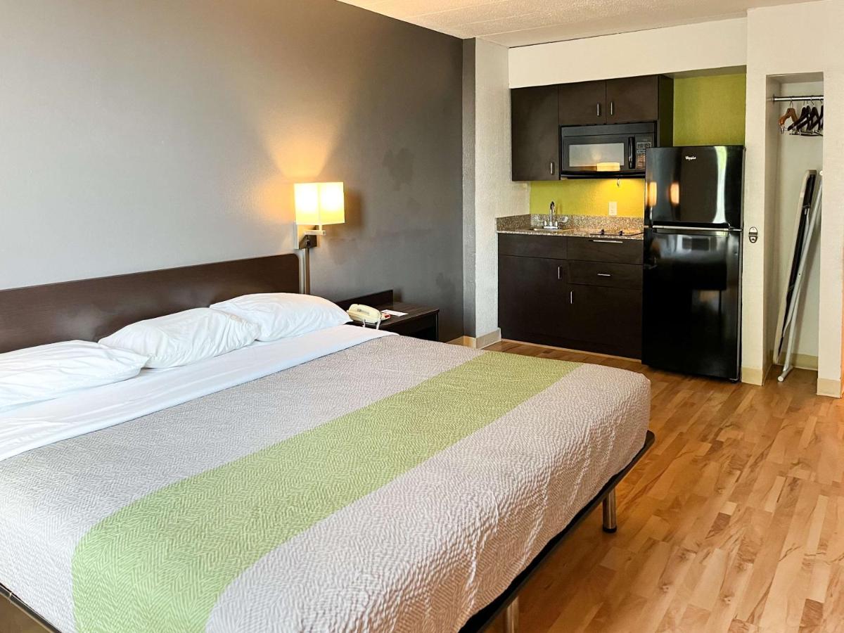 Studio 6 Suites Clarion, PA - Housity