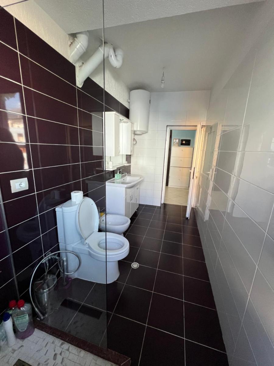 Kukes Apartment Hotel - Hizvo