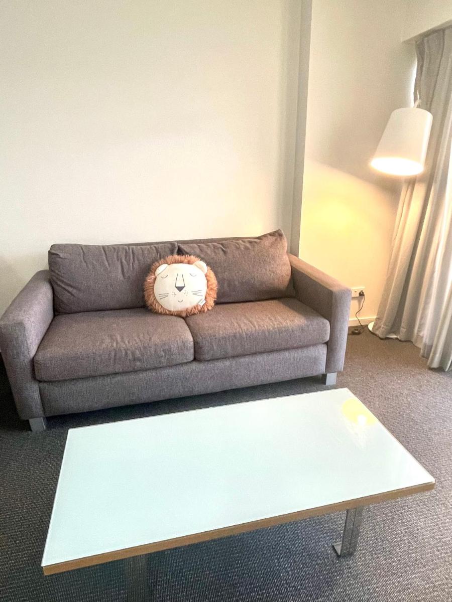 19th Floor City seA+sUnset viEw single w/balcony - Housity