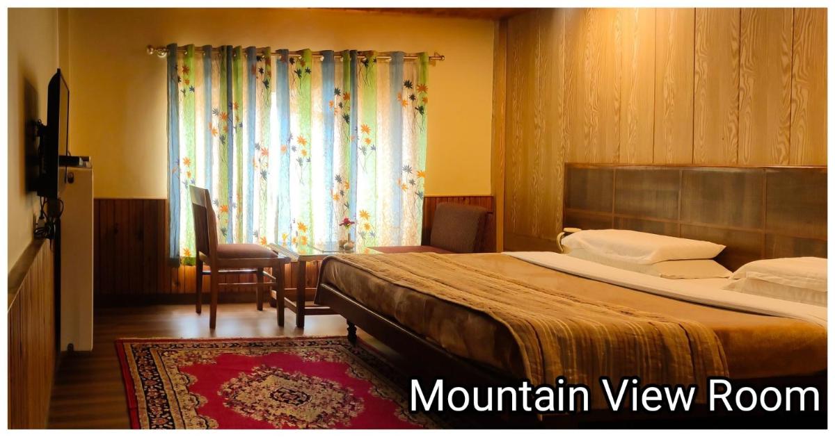 Vardaan Hotels - PatniTop - Housity