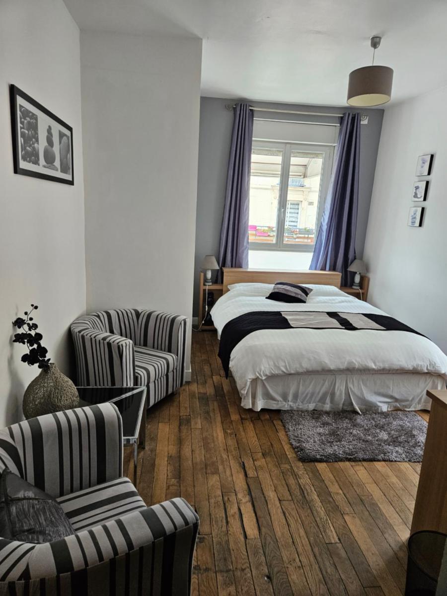 John's B&B - Housity