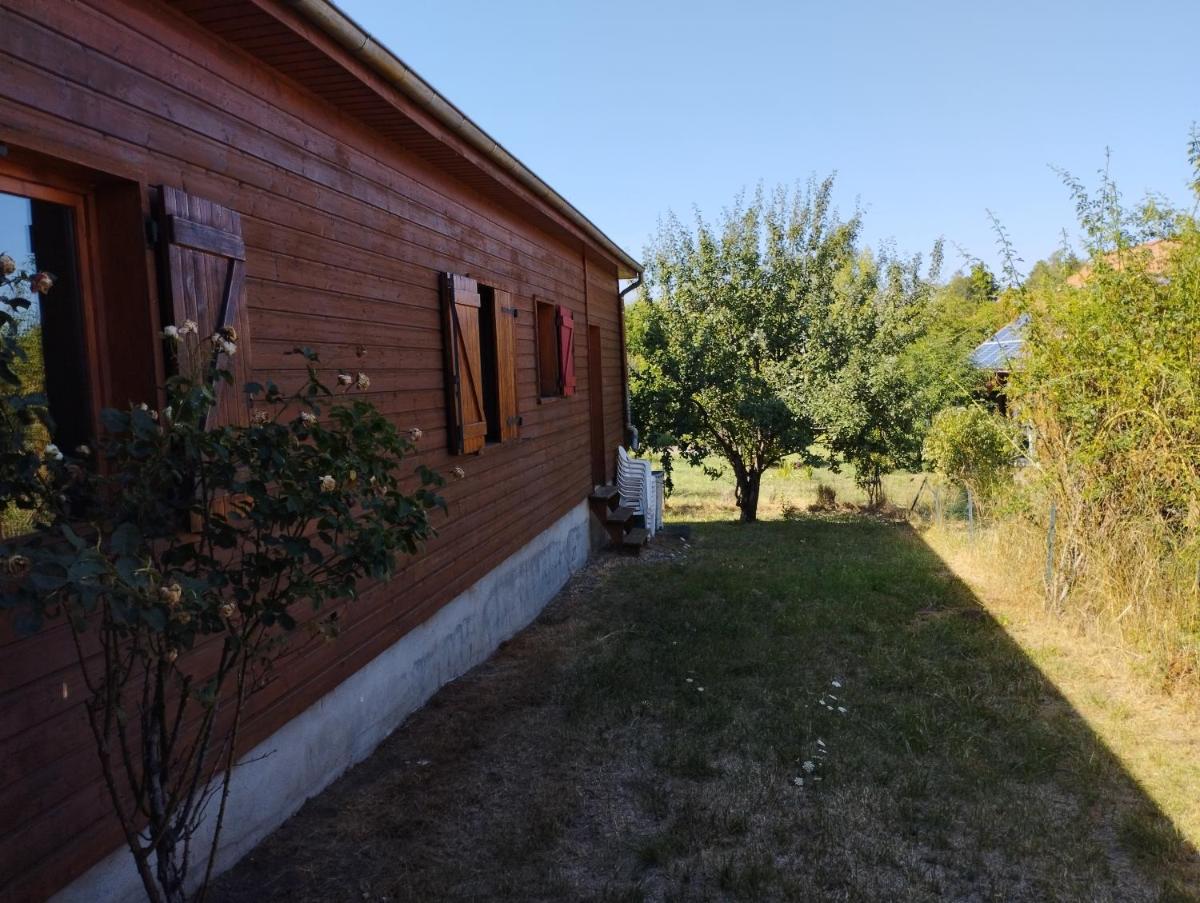Chalet Les Adrets du Sancy - Housity
