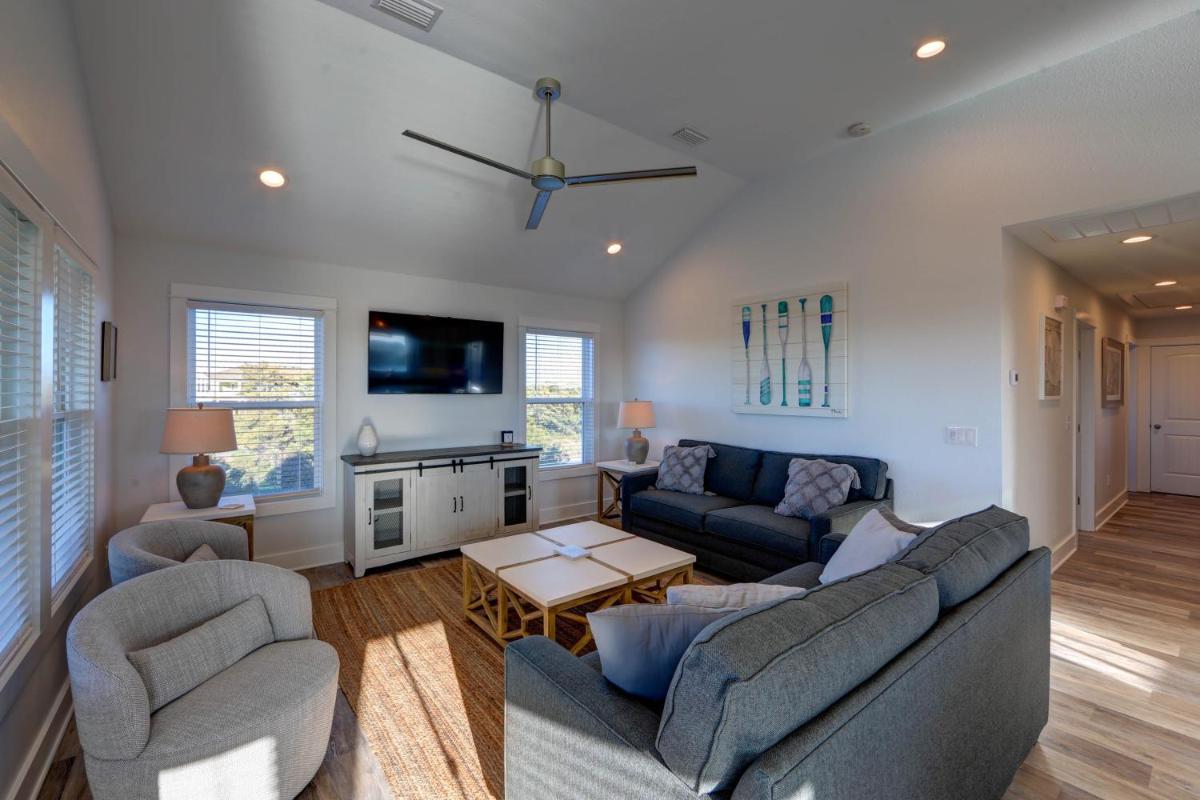 7726 - A World Away by Resort Realty - Housity