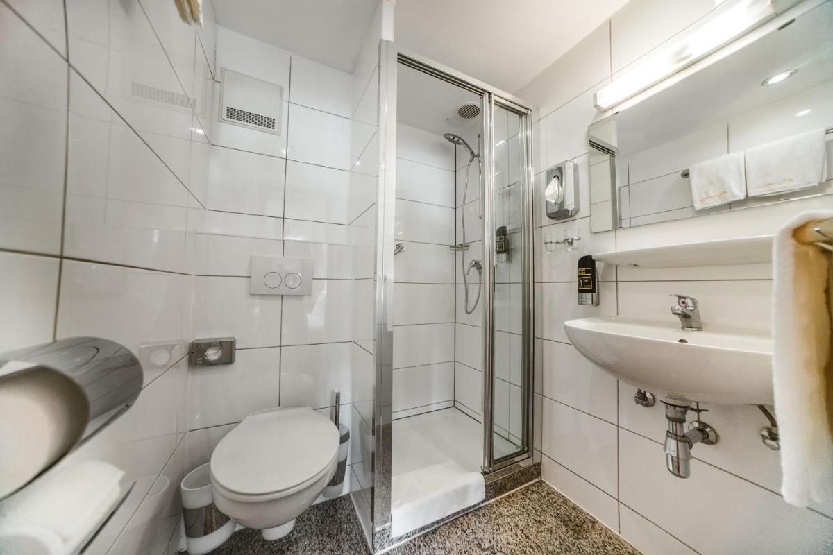 Hotel Rheinfels - Housity