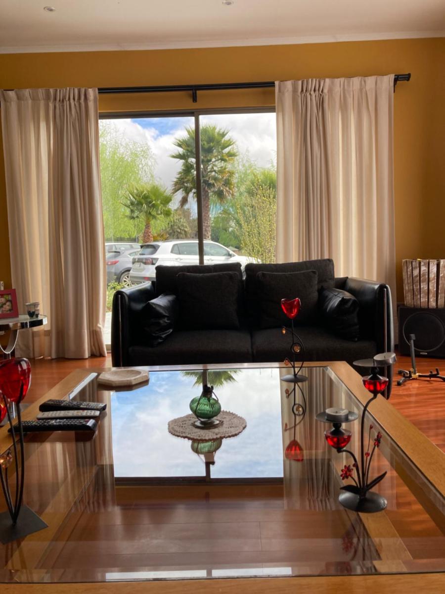 Casa en primera línea del Lago Rapel, Punta del Sol - Housity