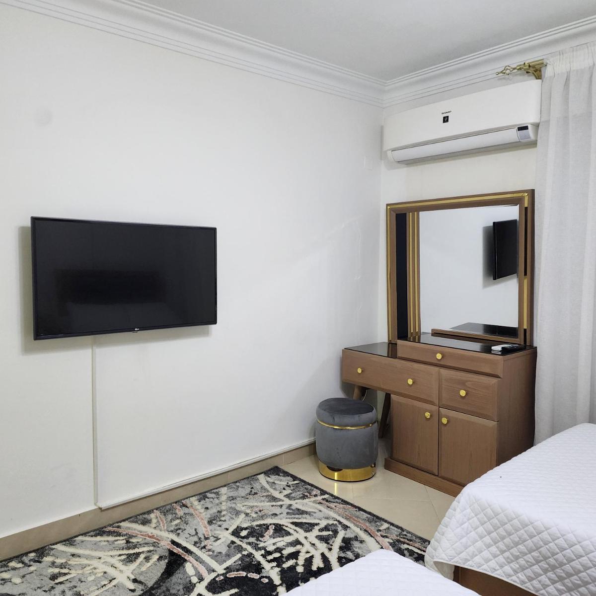 Elite Apartment in sheraton Heliopolis 5 minutes from Cairo Airport - Housity