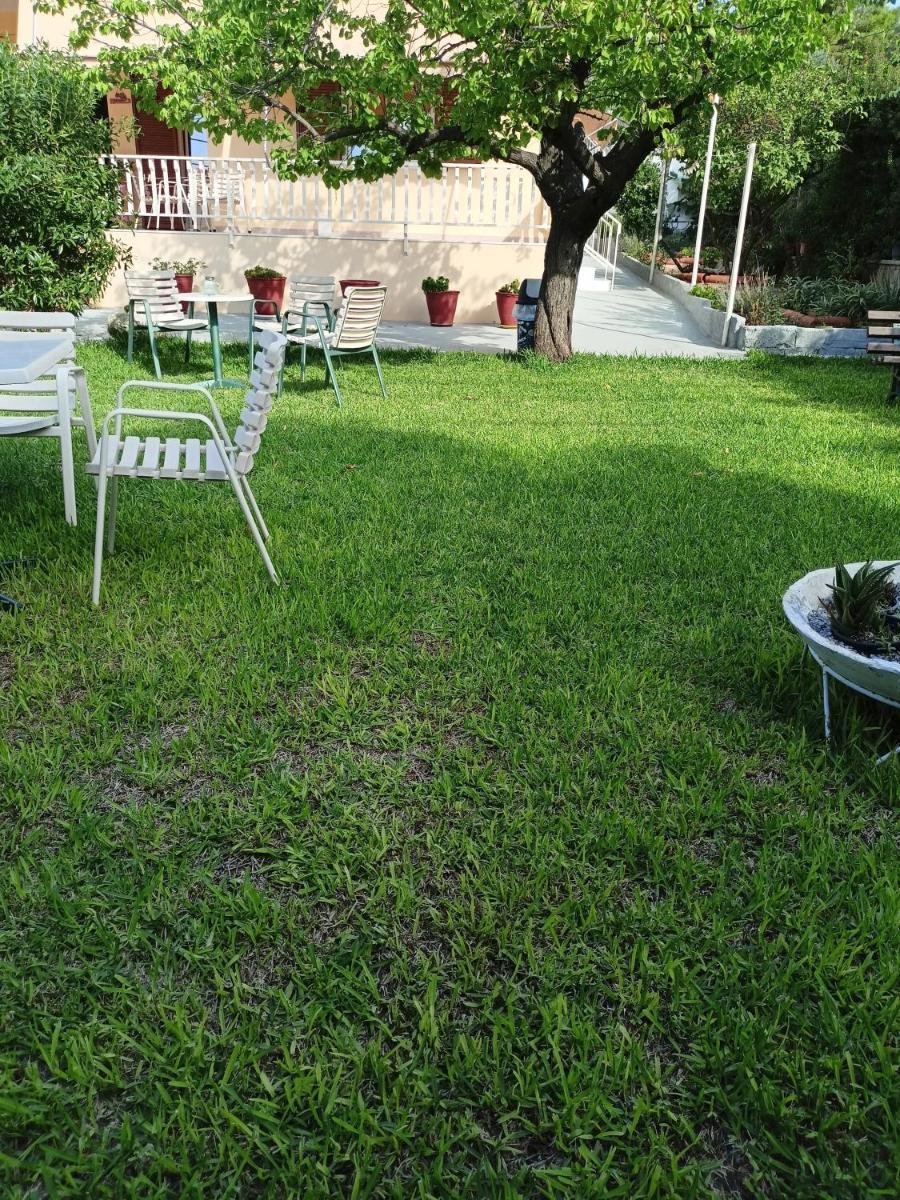 Finikas Rooms - Housity