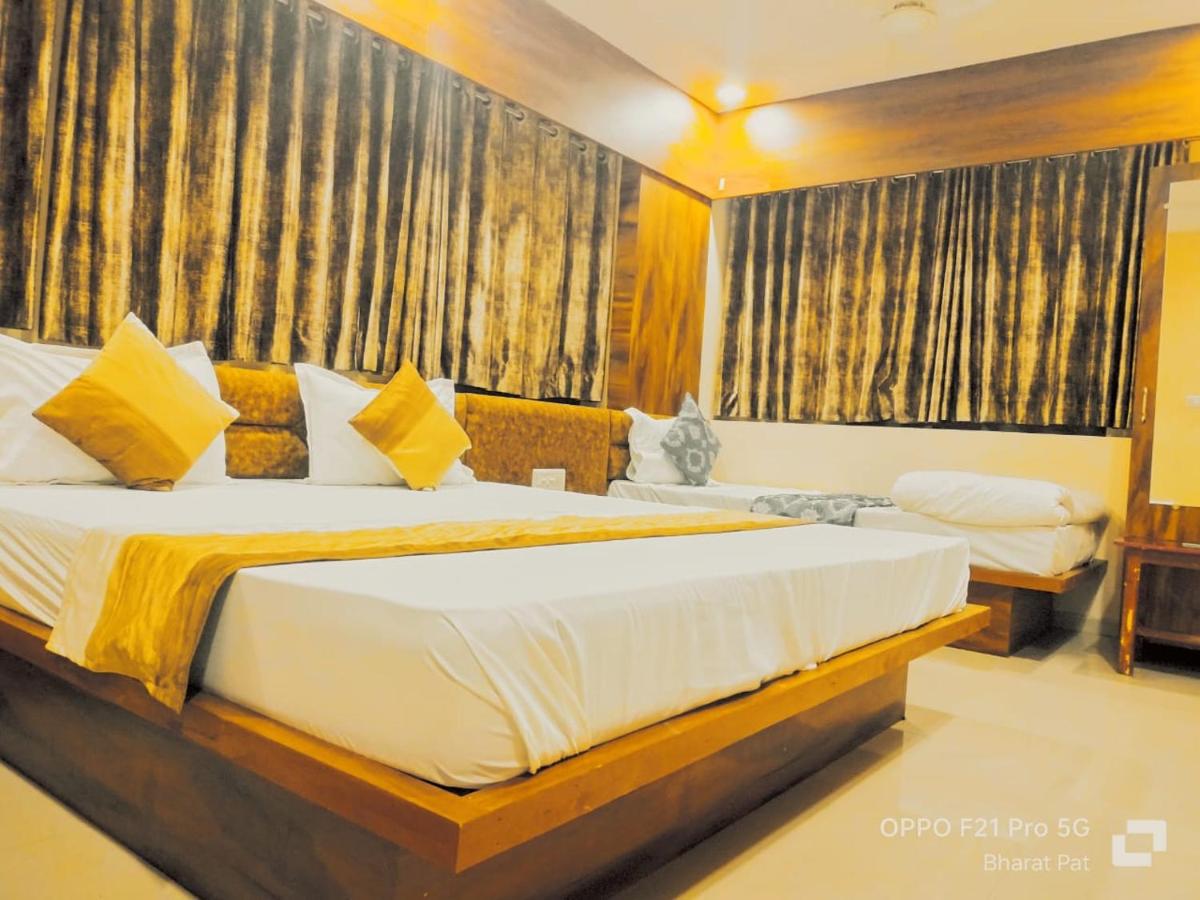 Hotel Dreamland - Housity
