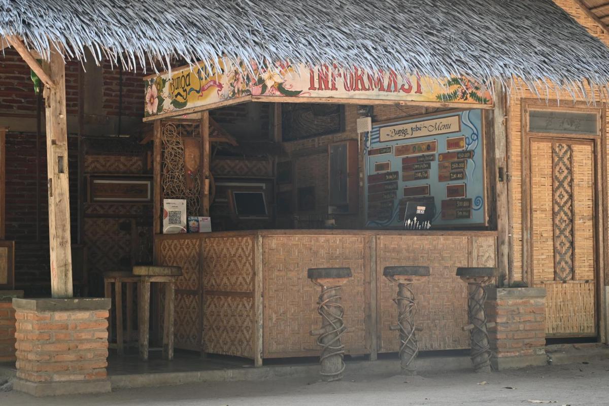 Bunga Jabe - Housity