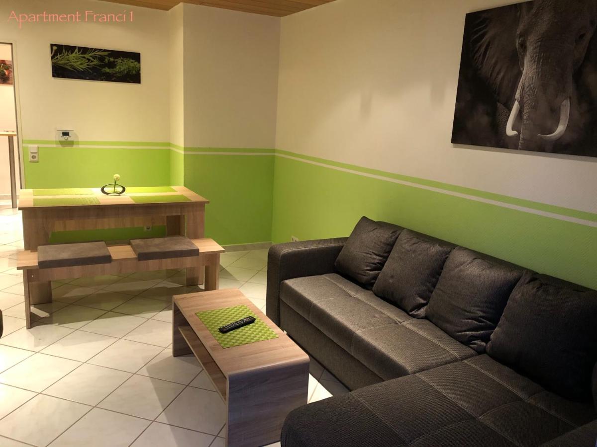 Apartment Franci - Housity