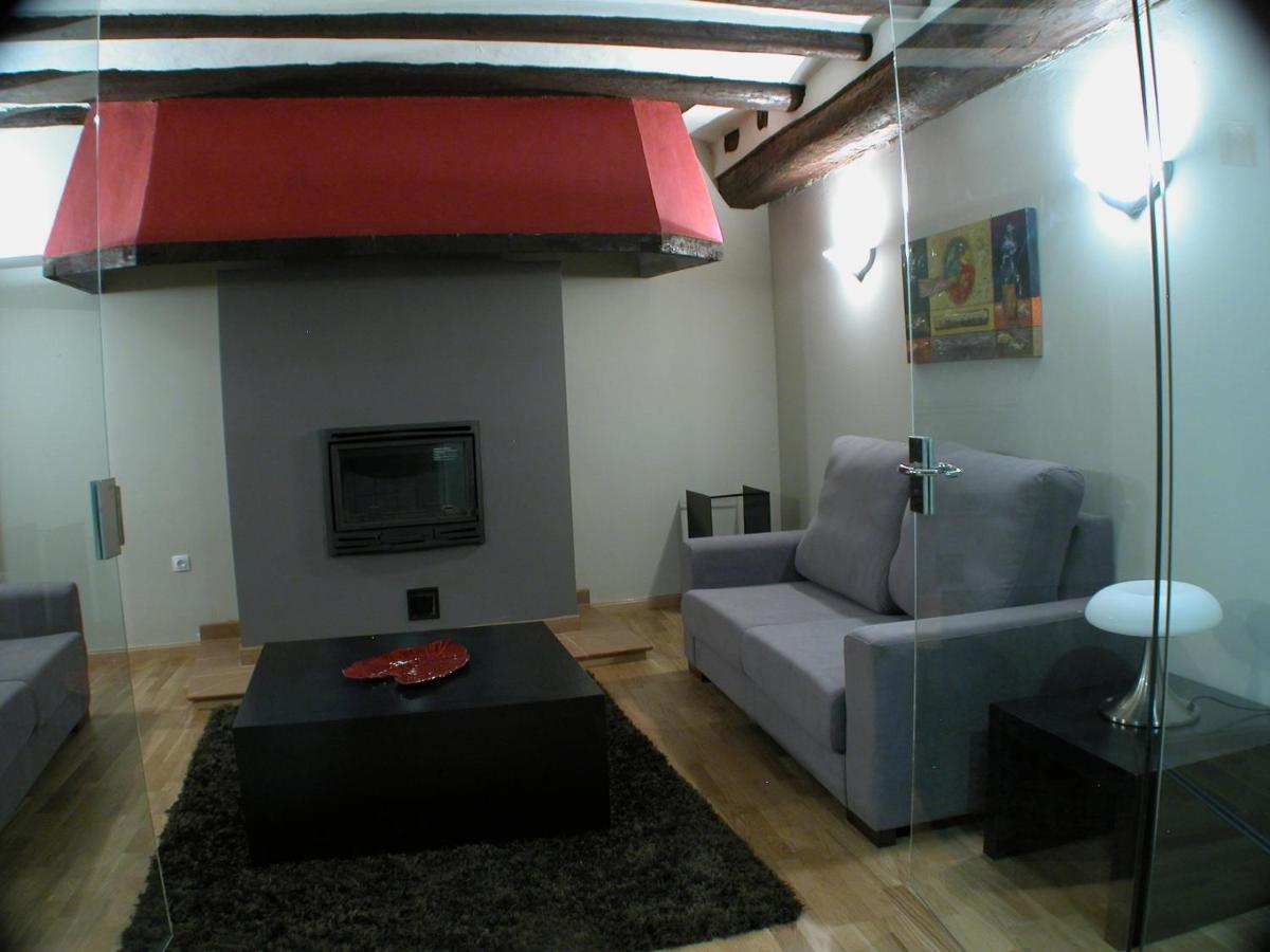 Hotel Portal Del Matarraña - Housity