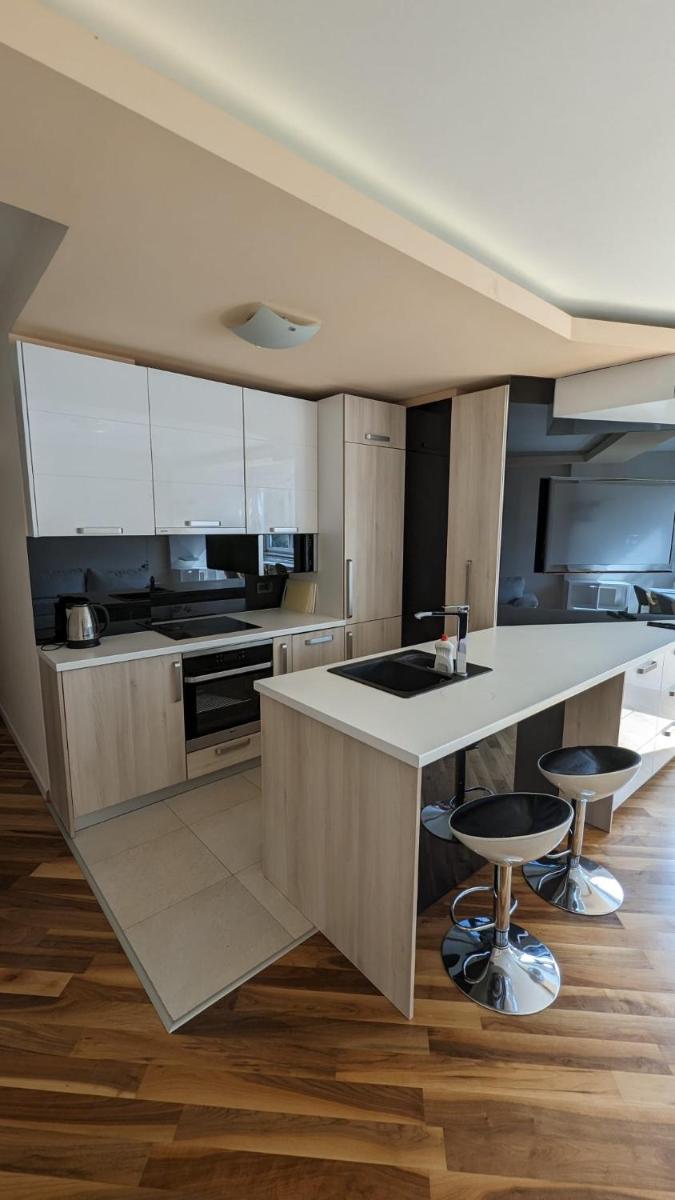 Modern and cozy apartment, excellent location, near Sarajevo City Center, 60m2 - Housity