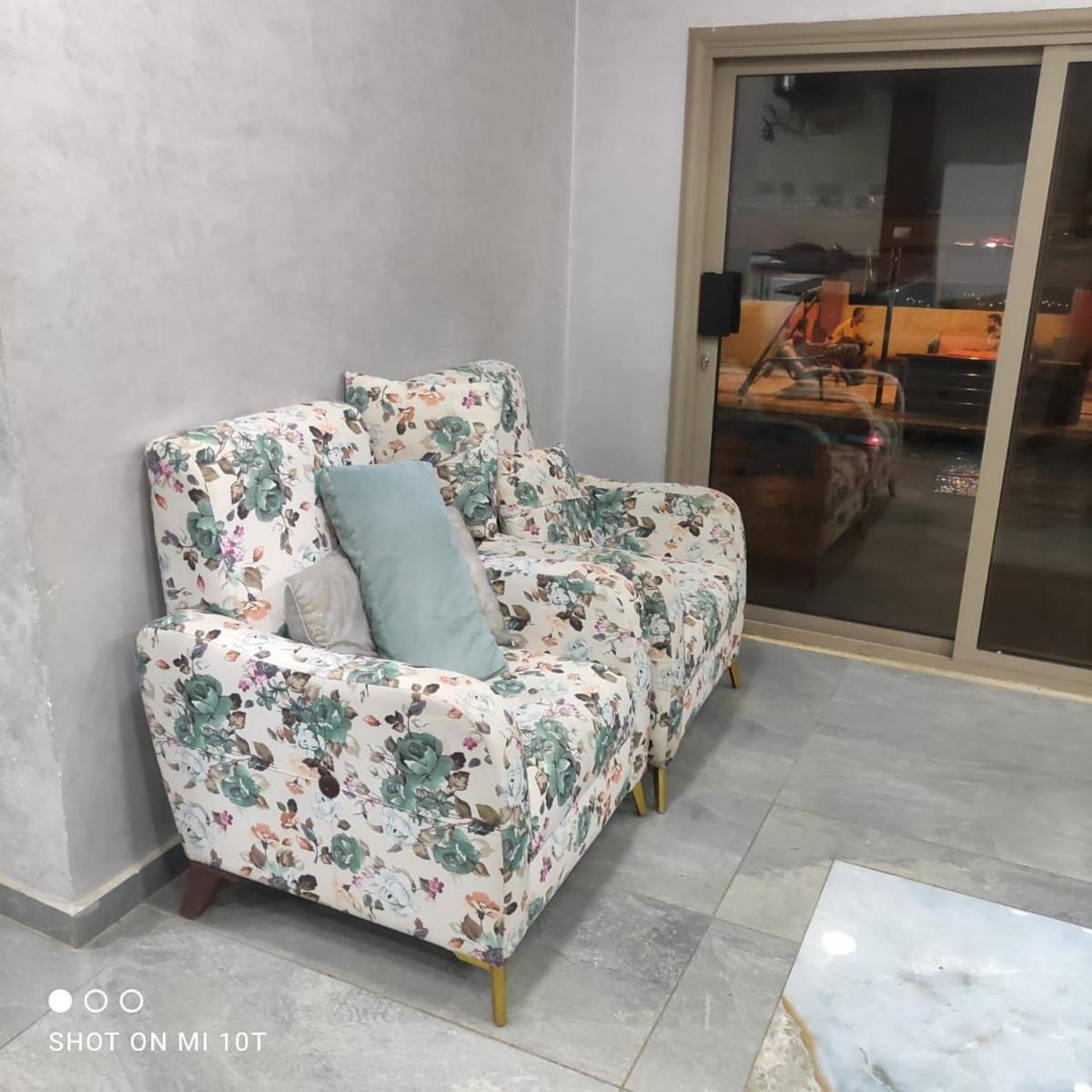 Raghad Chalet - Housity