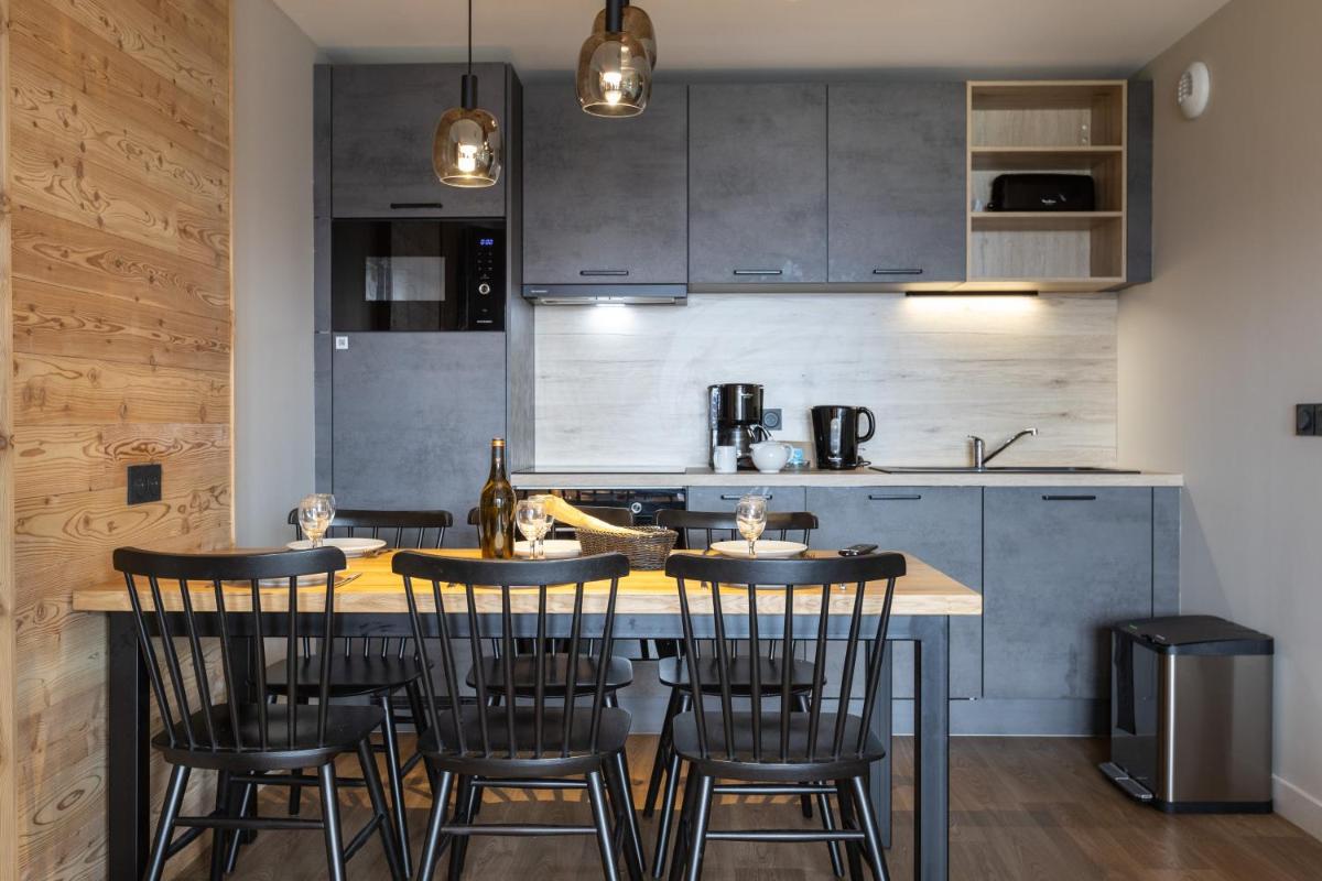 Cuisine ou kitchenette dans l'établissement Résidence Club MMV Le Silvana