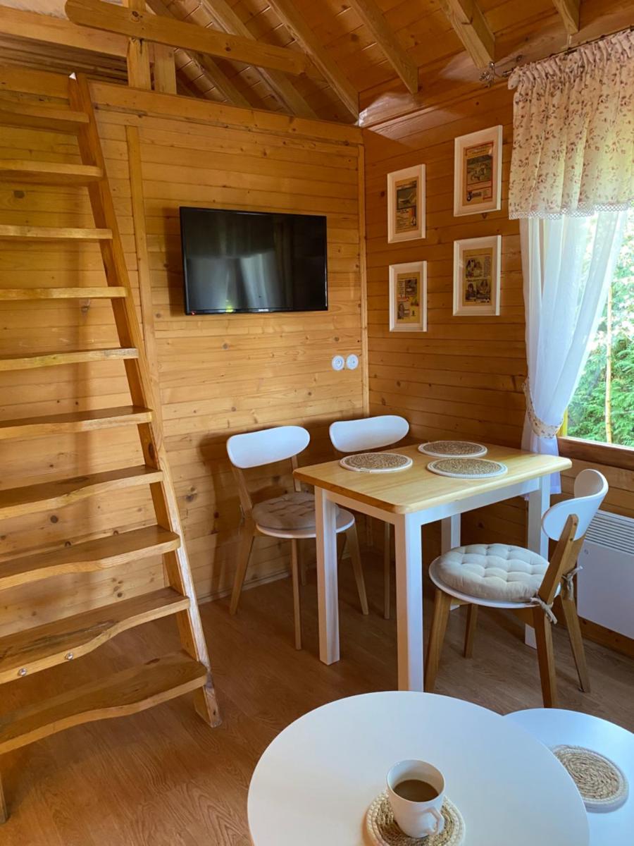 Verde Land - Drewniany domek na wsi - Housity