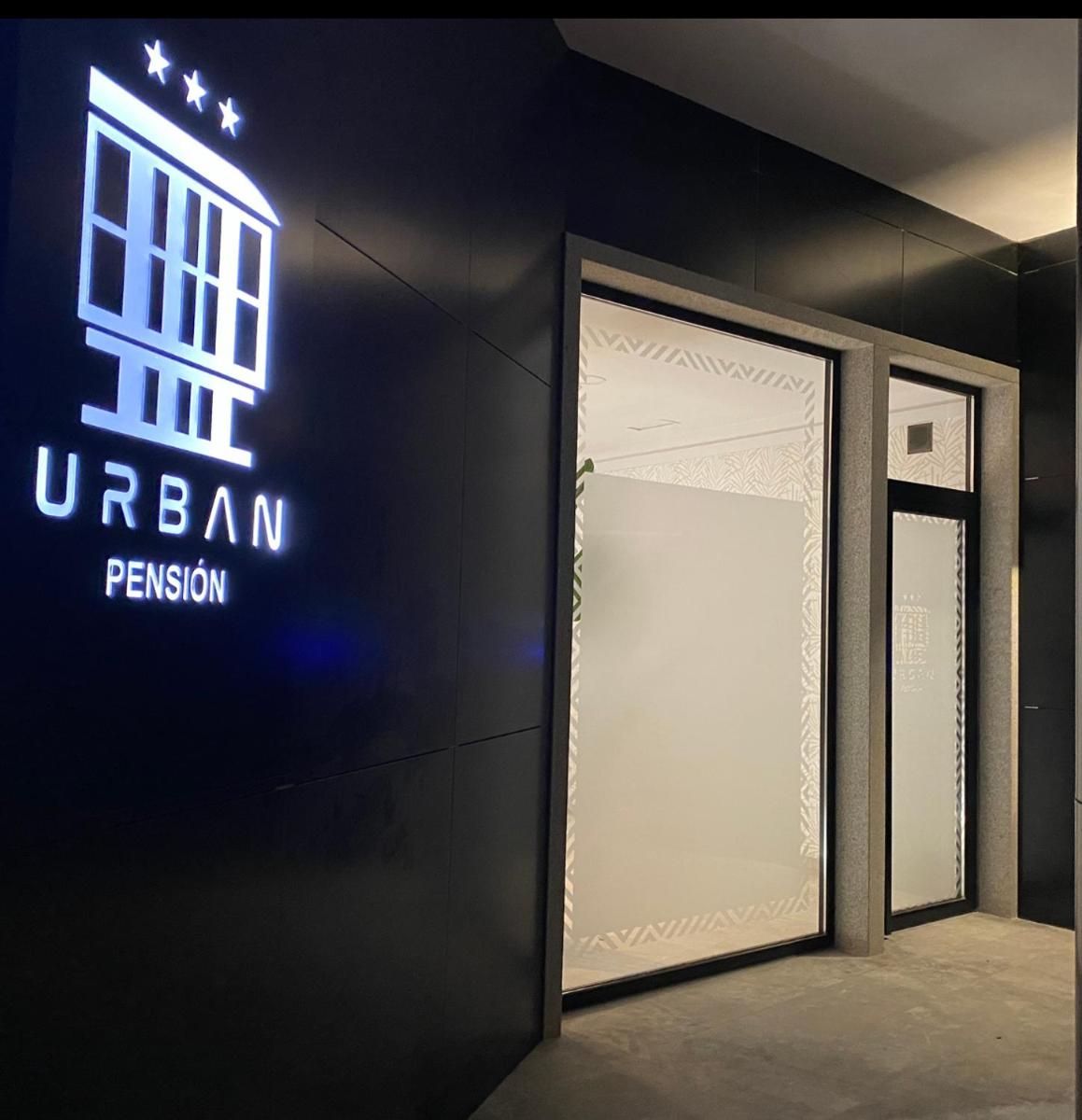 URBAN Pensión - Housity