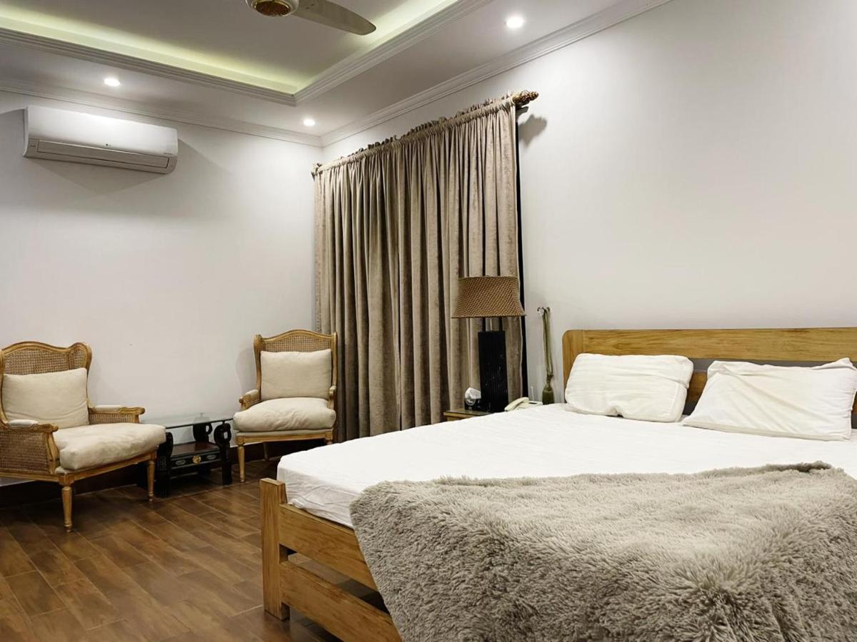 Swiss Luxuary Suites In Bahria Town Lahore - Housity