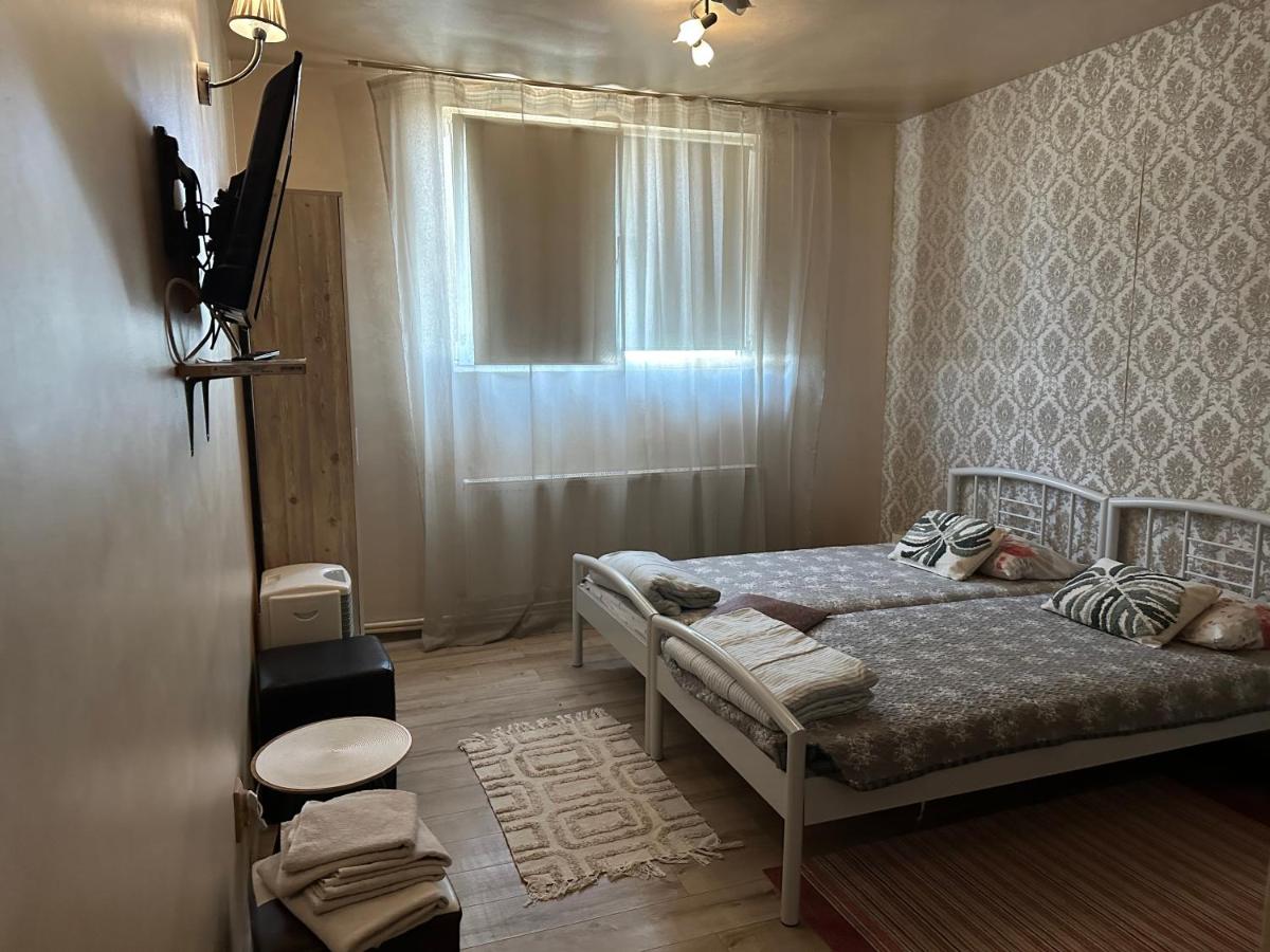 Pensiunea exotic - Housity