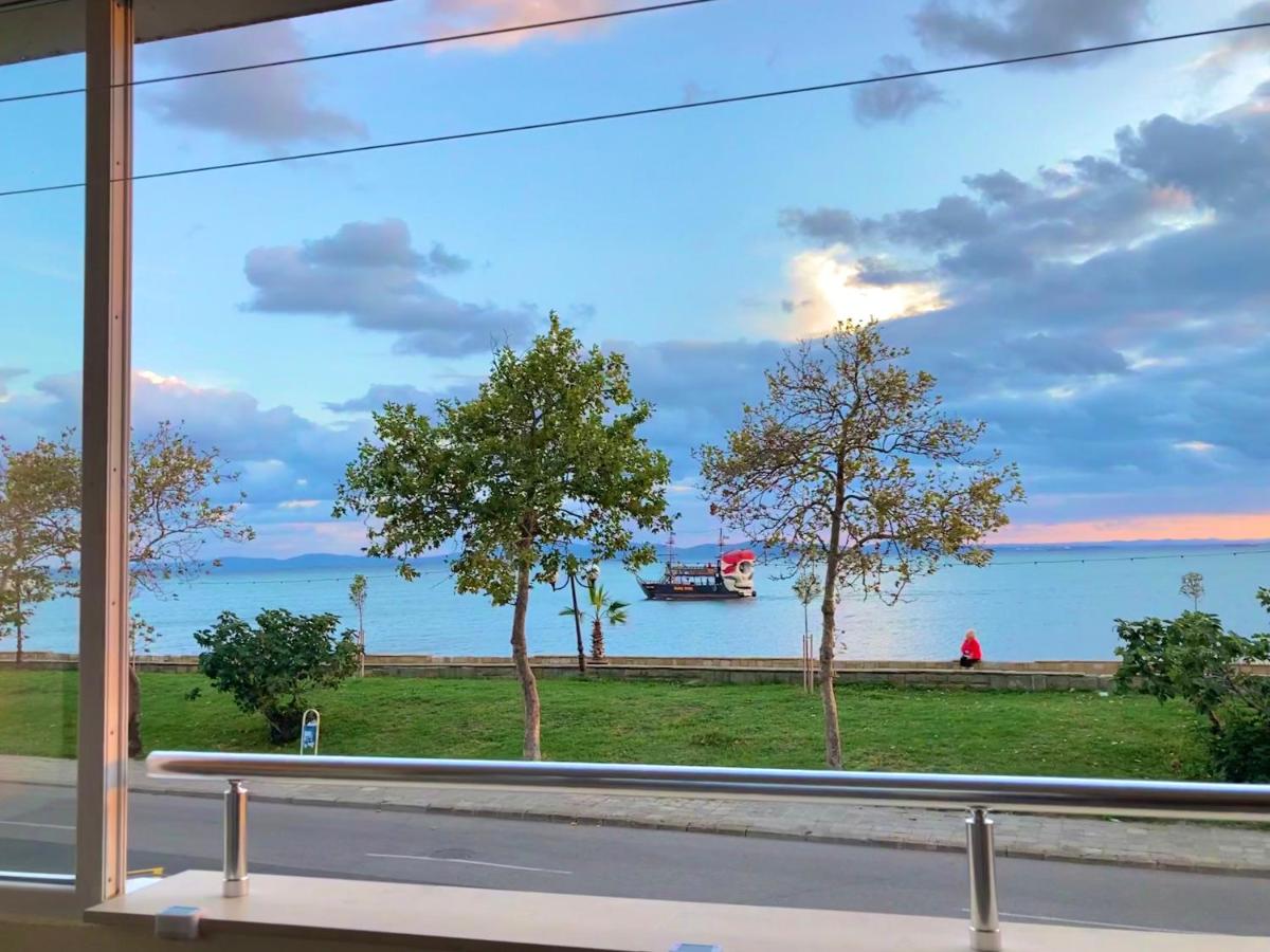 Sunset Yavorov Pomorie - Hizvo