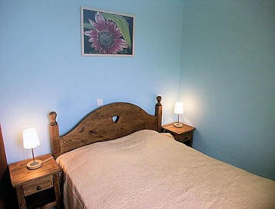 Gite st cirq Lapopie piscine vue imprenable - Housity