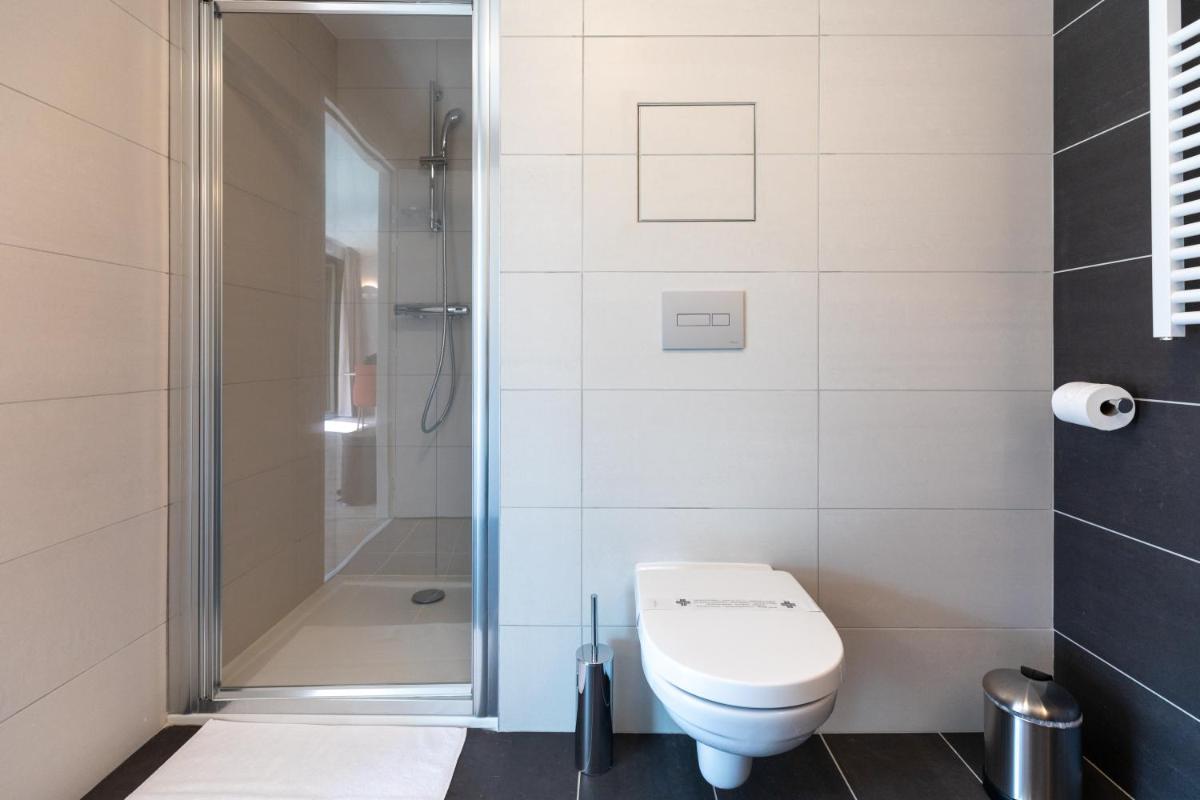Salle de bains dans l'établissement Villa Thermae Nancy