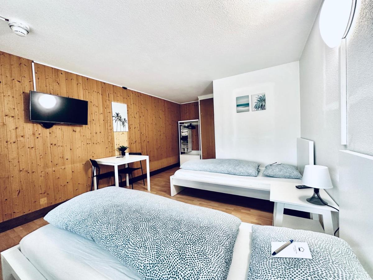 Monteurzimmer ZIMMERzuVERMIETEN in Bäriswil - Housity