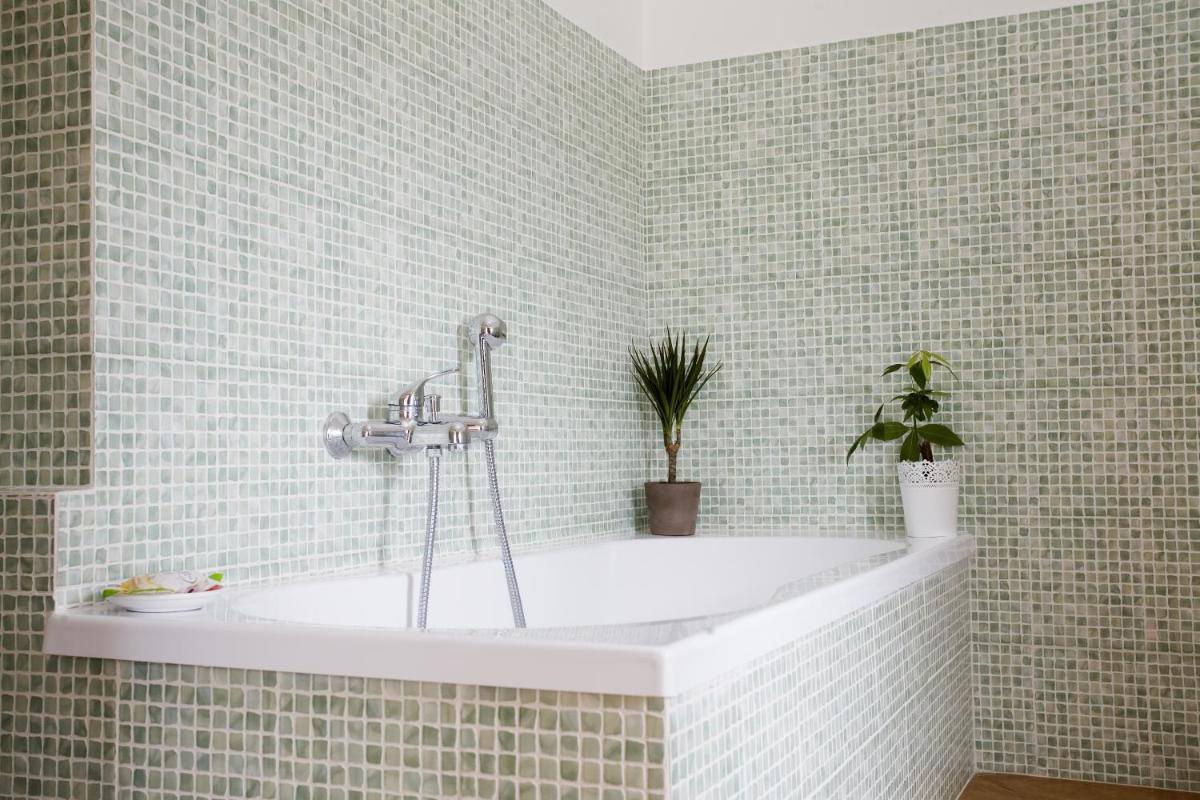 B&B La Gatta Bianca - Housity