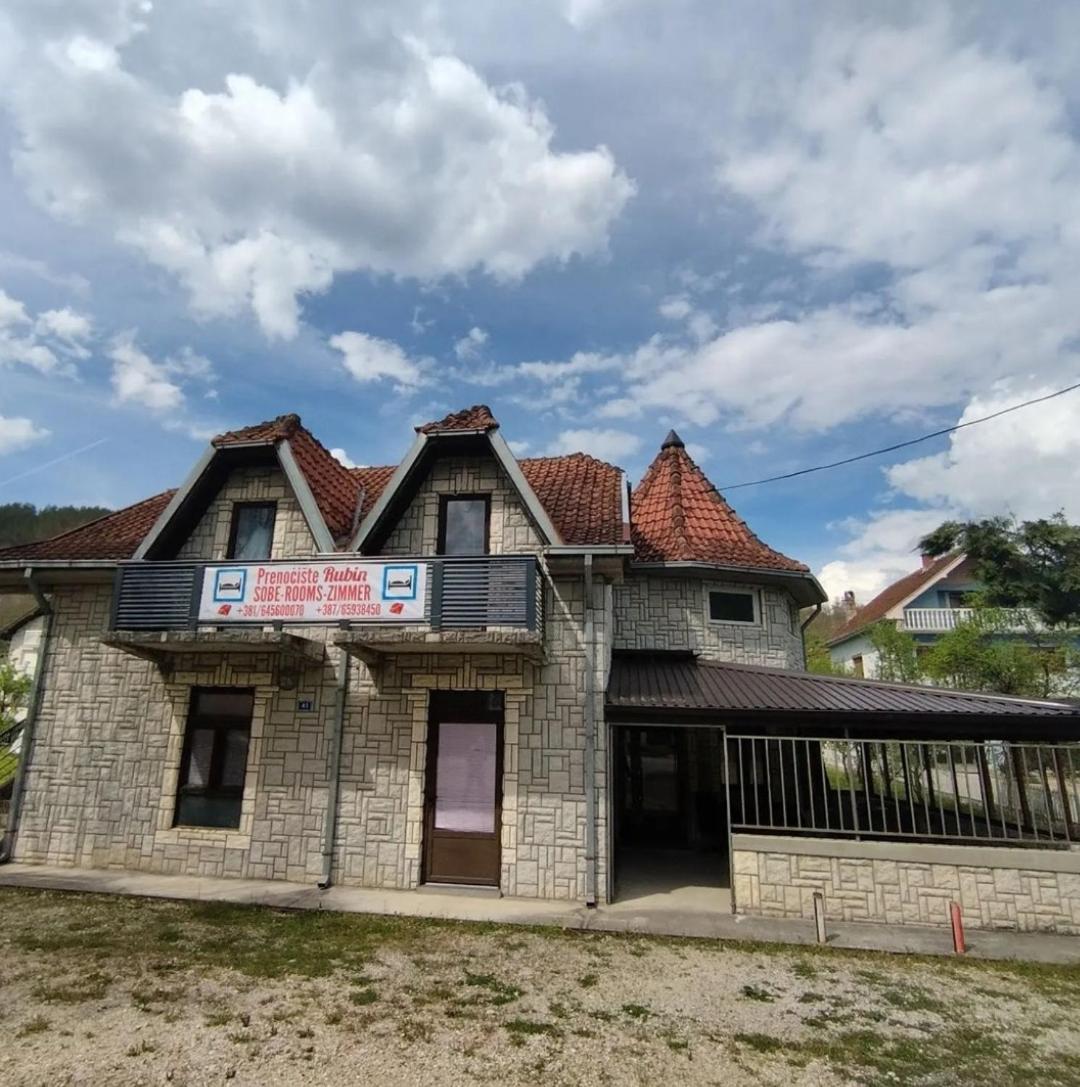 Prenoćište Rubin - Housity