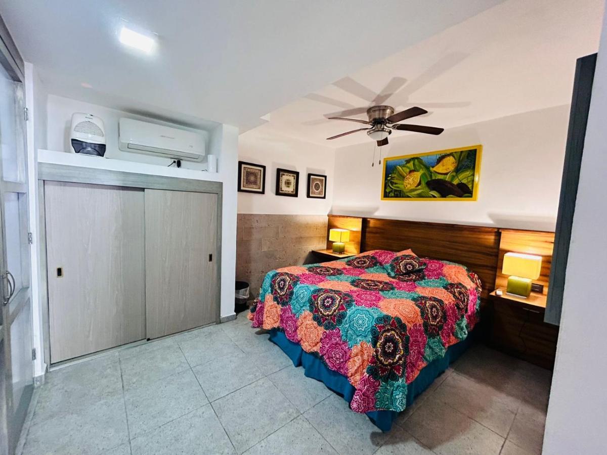 Meson del capitan 8 depa en el centro! - Housity