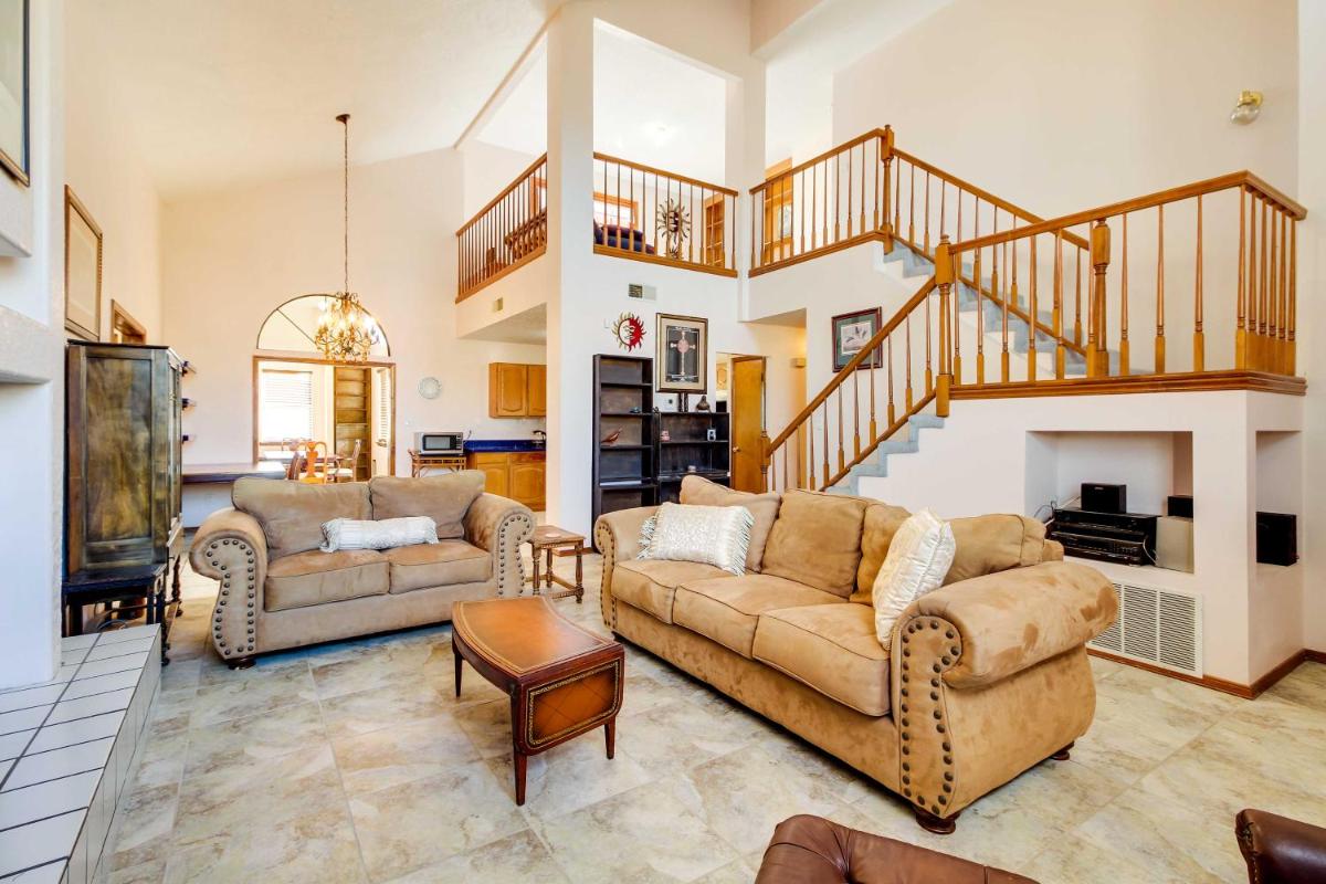 Albuquerque Home with Spacious Yard and Fire Pit! - Housity