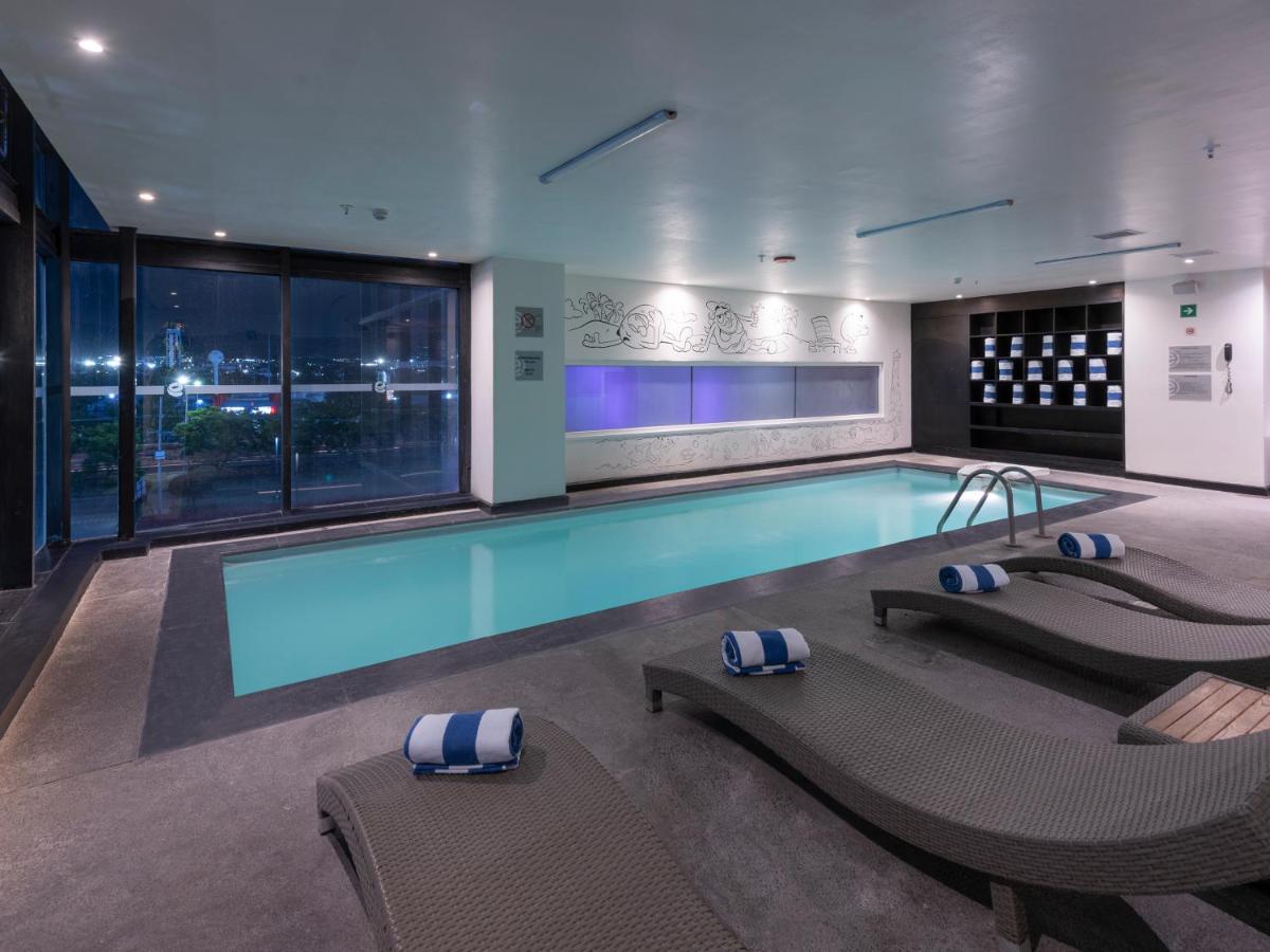 Suitetrails - Ramada Encore by Wyndham Queretaro