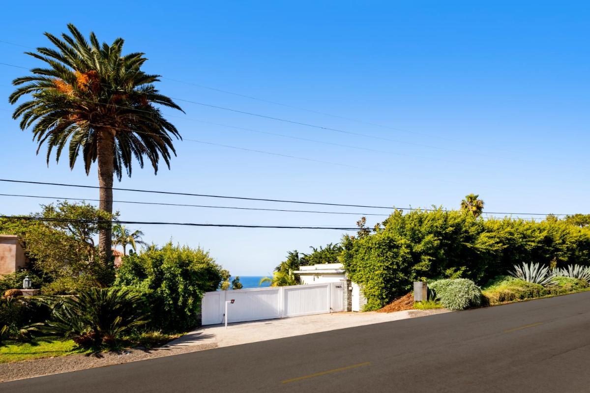 30 PCT OFF Limited Time! Ocean Escape Malibu with Pool, Walk to Beach and Hiking - Housity