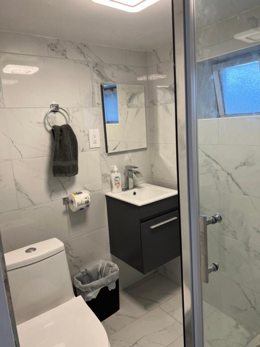 Suitetrails - Basement Apt Z1