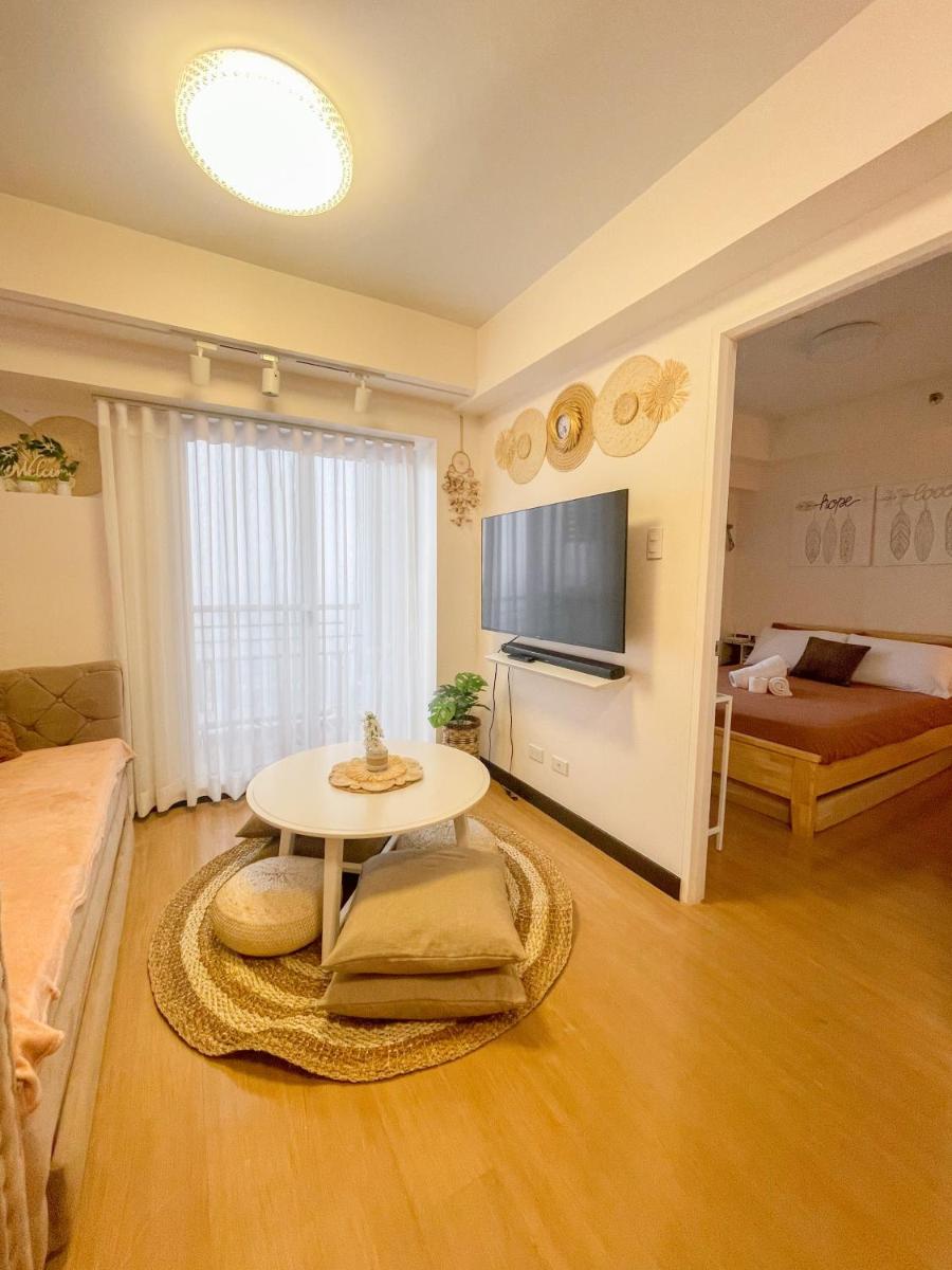 Celandine Condo by Dream Staycation in Quezon City - Housity